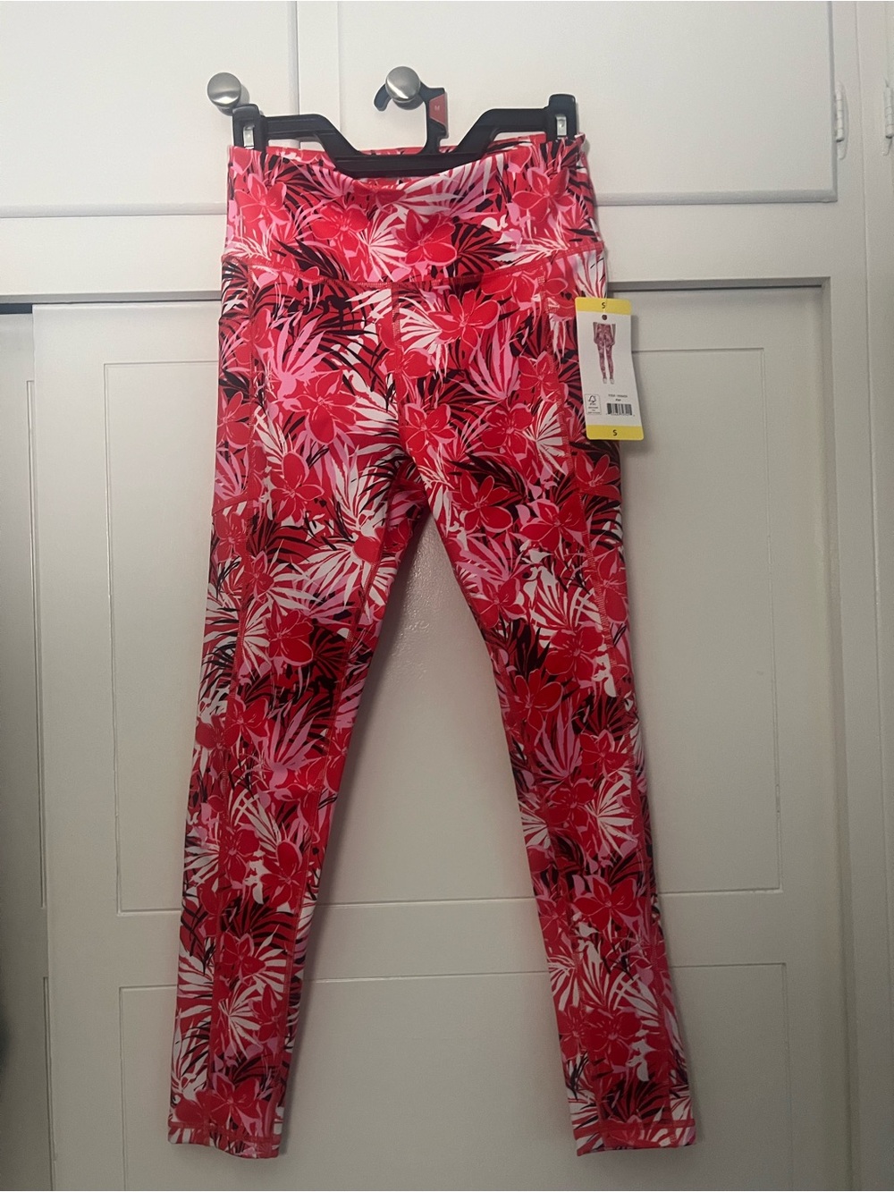 Women’s DKNY Sport Legging Floral Pink Size Small NWT